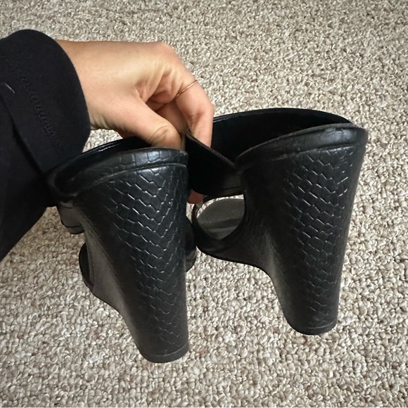 Black Halston Heeled slide sandals - Picture 2 of 4